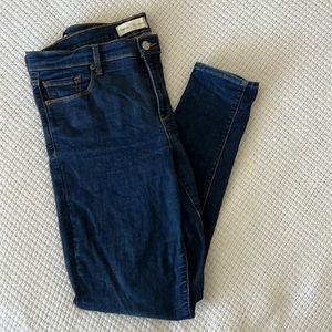 Gap True Skinny Jeans